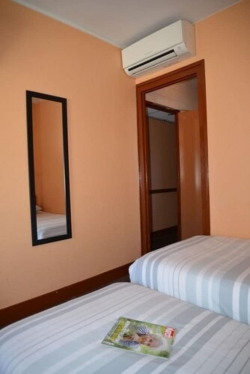 Фото Hôtel le Cheval Noir