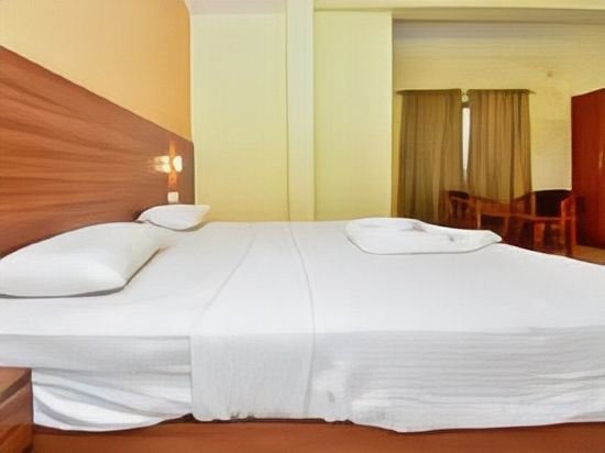 Фото Hotel Citywalk Residency