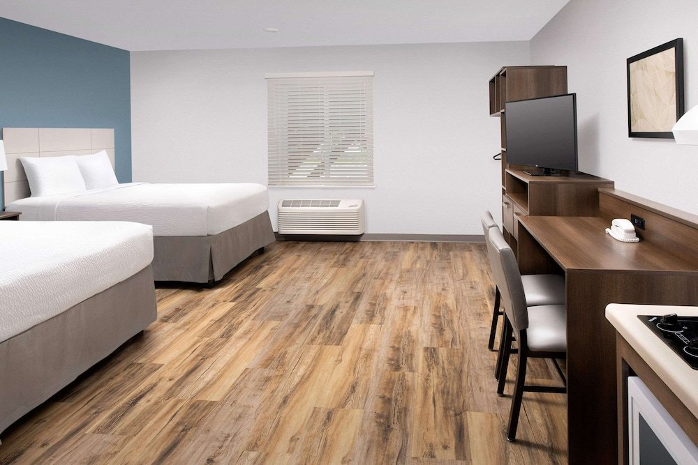 Фото WoodSpring Suites Deerfield Beach