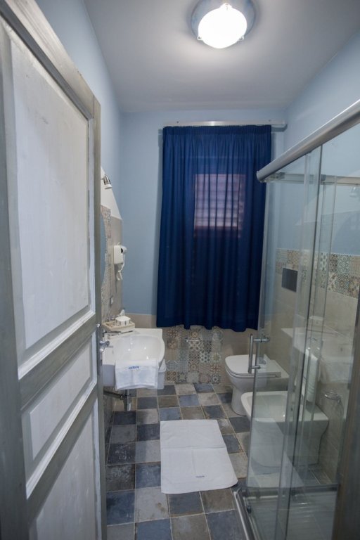 Фото Coraje Room & Breakfast