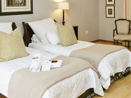 Фото Beaufort Manor Country Lodge