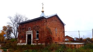 Церковь Троицы Живоначальной (ул. Бутырки, 1, село Гати), православный храм в Тульской области