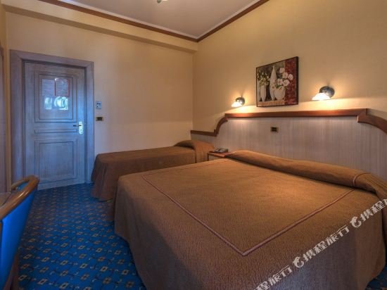 Фото Hotel Promenade