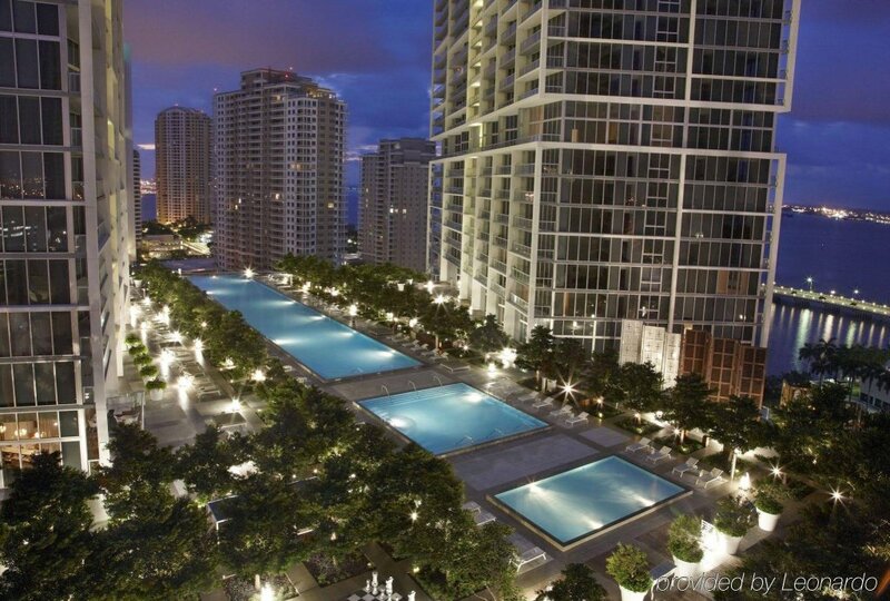 Гостиница Icon Brickell Downtown W Miami Suites в Майами