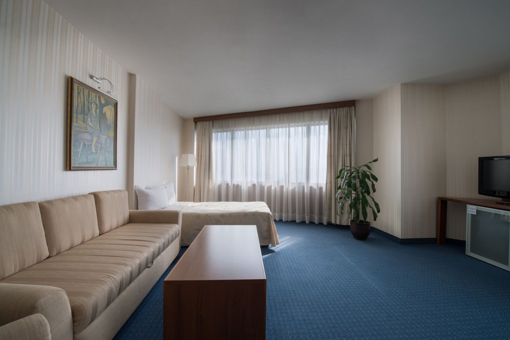 Фото Amiral Hotel
