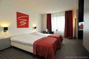 Гостиница Select Hotel Maastricht