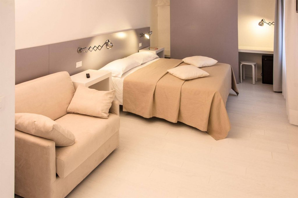 Фото Casa Fola - City Centre Rooms