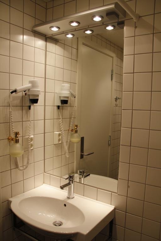 Фото Hofslund Fjord Hotel