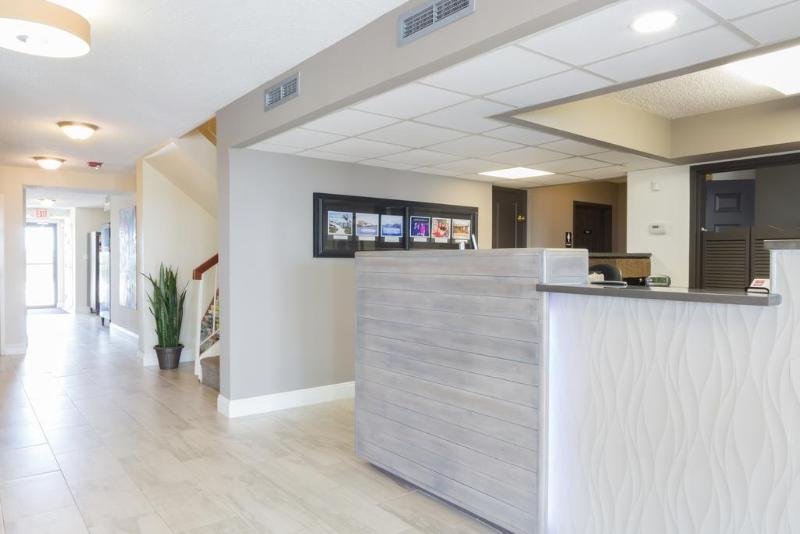 Фото Marina Inn & Suites Chalmette