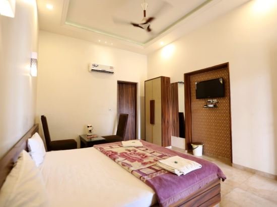 Фото Kohinoor Palace