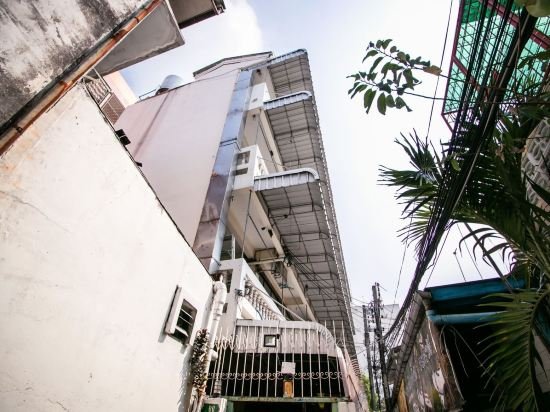 Фото Oyo 525 Mrt Phetkasem 48 Place