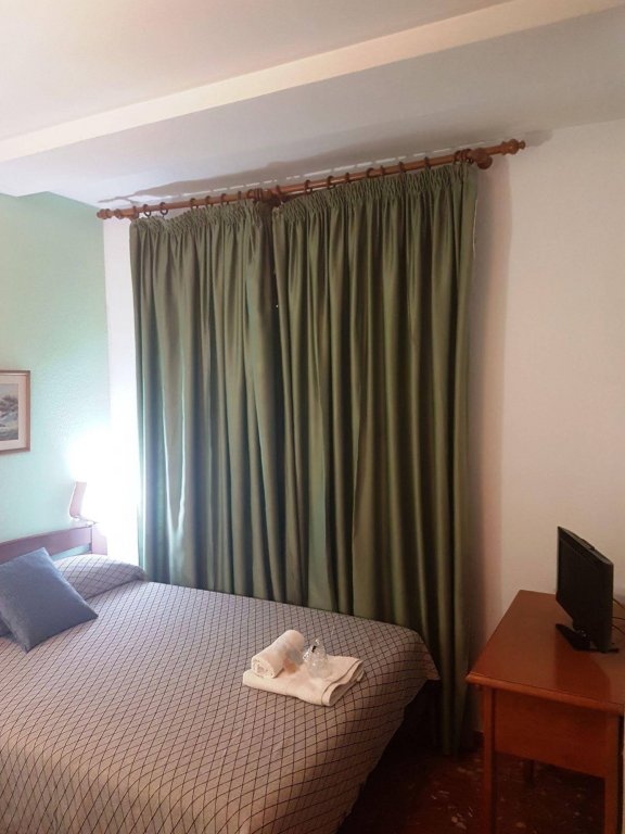 Фото Отель Al-Andalus