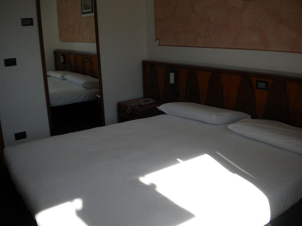 Фото Hotel Continental