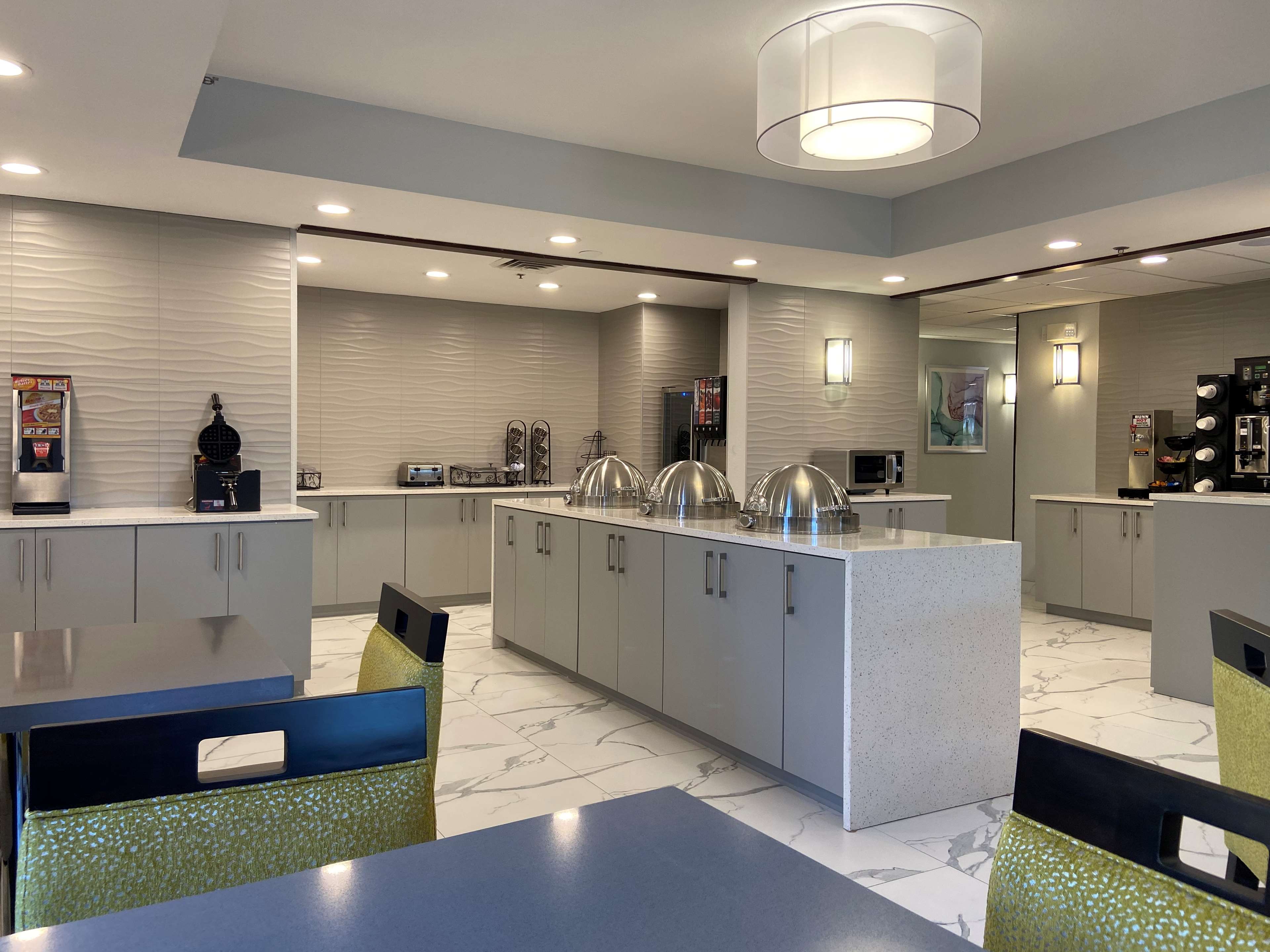 Фото Best Western Plus Houston Energy Corridor