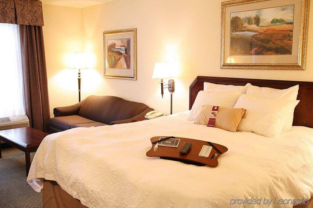 Фото Hampton Inn & Suites San Marcos