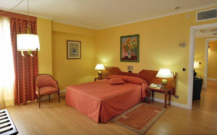 Фото Eurostars Gran Hotel Lugo