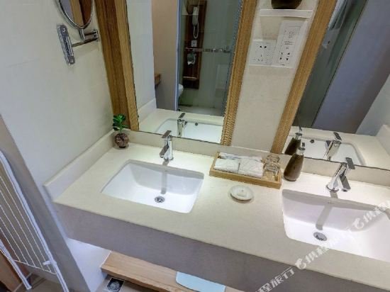 Фото Airland Hotel