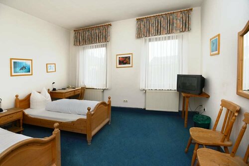 Гостиница Hotel & Restaurant Erker Hof в Кёльне