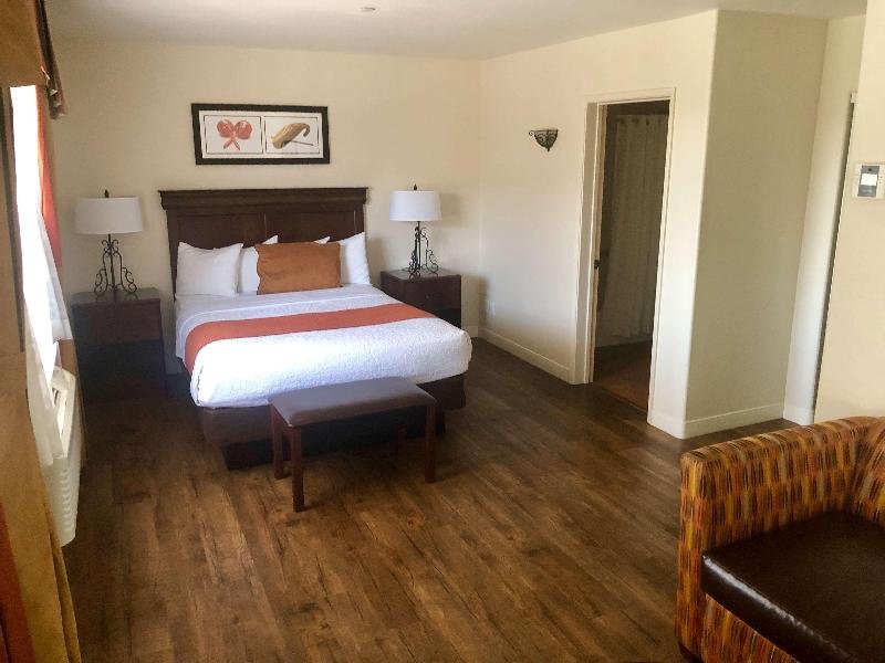 Фото Best Western Rose Garden Inn
