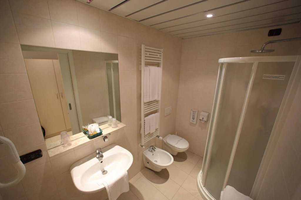 Фото Hotel Fioroni