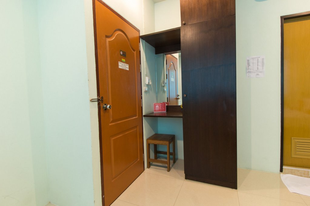 Фото Niras Bankoc Cultural Hostel