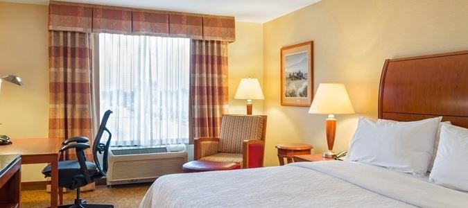 Фото Hilton Garden Inn Cleveland East Mayfield Village