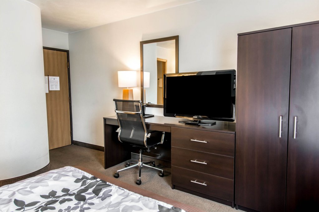 Фото Sleep Inn near Washington State Line