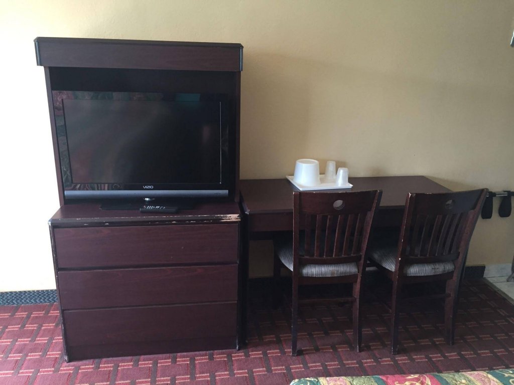 Фото Hollywood Guest Inn