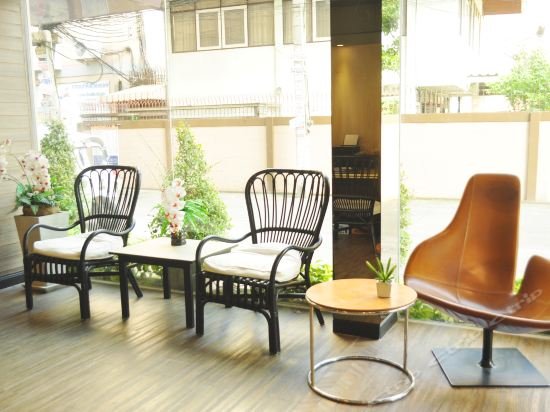 Фото Ton Aor Place Hotel Ratchada