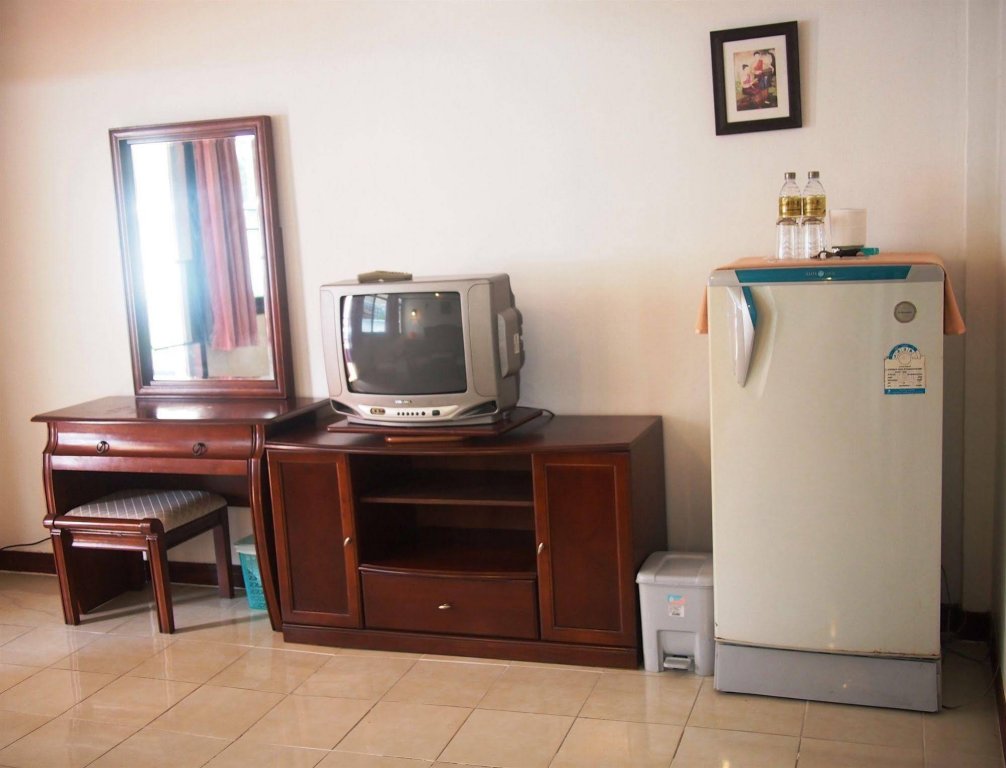 Фото Wong Amat House