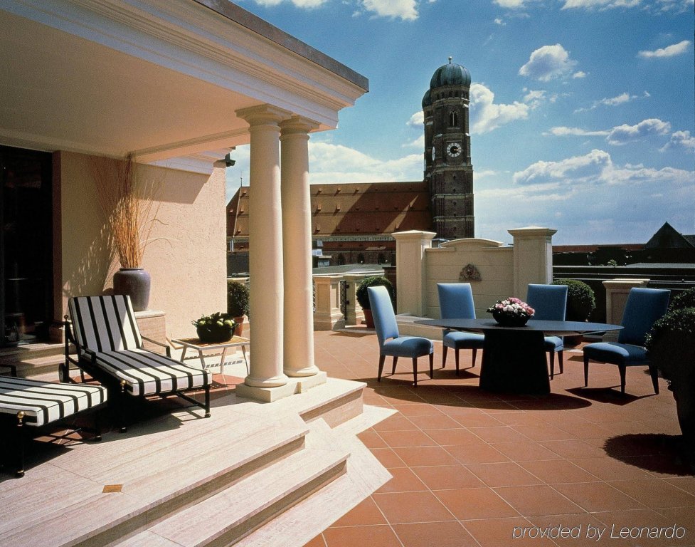 Фото Hotel Bayerischer Hof