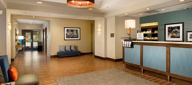 Фото Hampton Inn & Suites Schererville