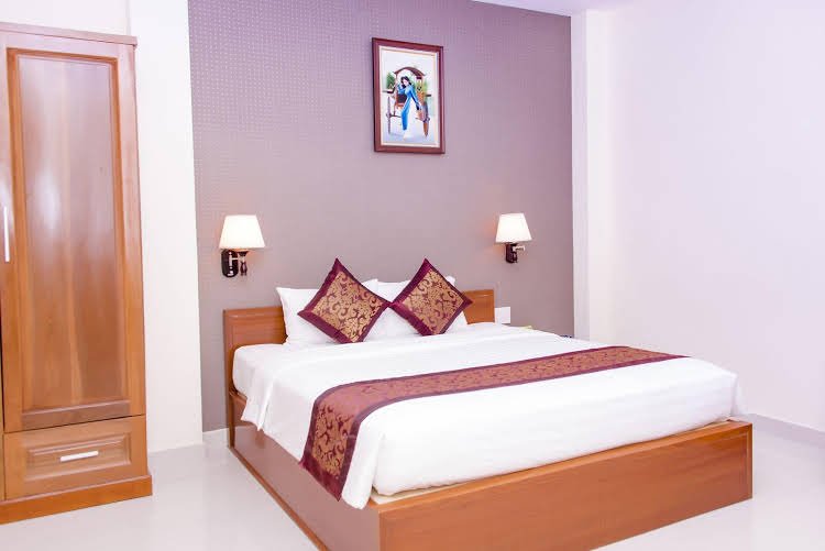 Фото The Airport Hotel