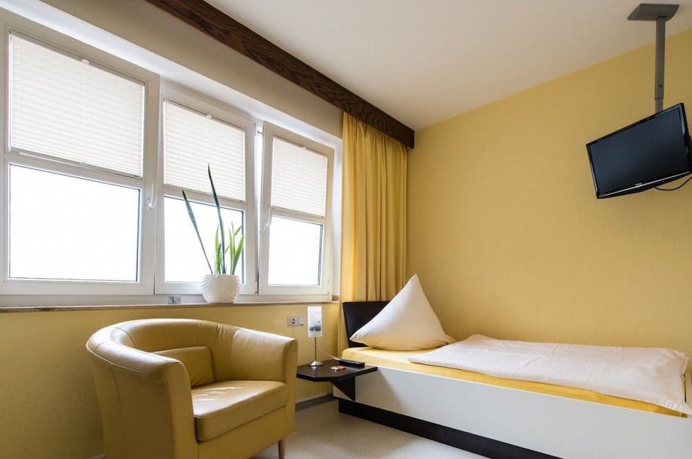 Фото An Hotel