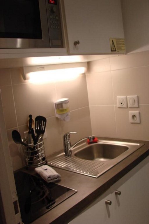 Фото Zenitude Hotel Residences Marseille Saint Charles