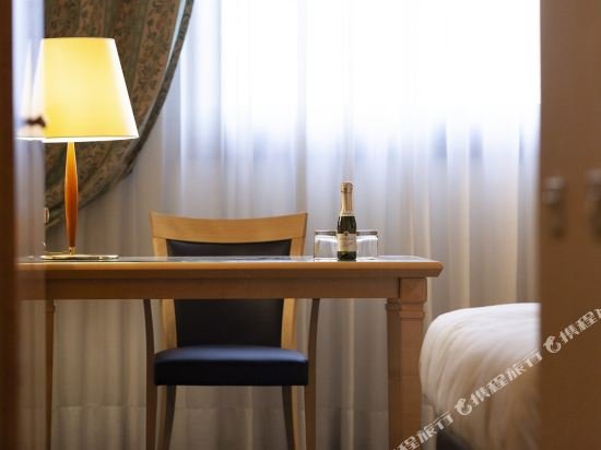 Фото City Life Hotel Poliziano, by R Collection Hotels