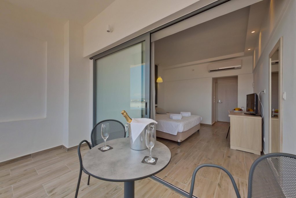 Фото Mercure Rhodes Alexia Hotel & SPA