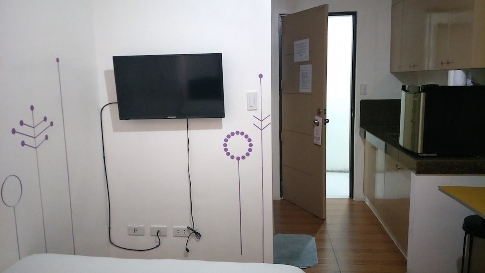 Фото RedDoorz Plus near Robinsons Place Manila