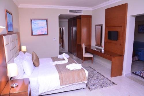 Фото Rehana Plaza Hotel