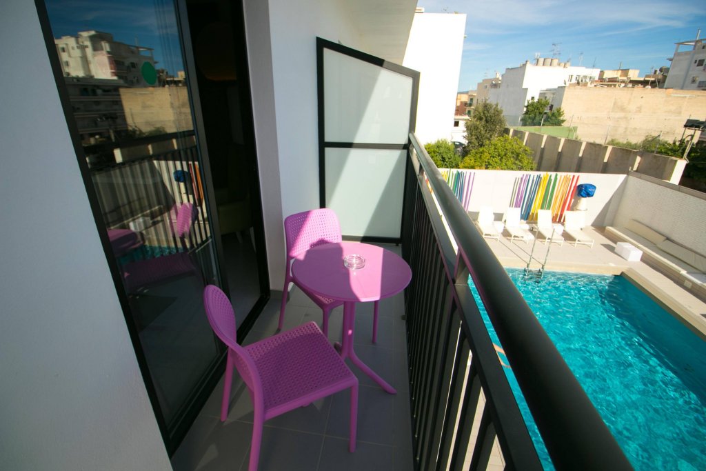 Фото The Blue Apartments by Ibiza Feeling