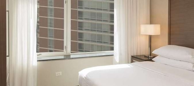 Фото Embassy Suites by Hilton Chicago Downtown Magnificent Mile
