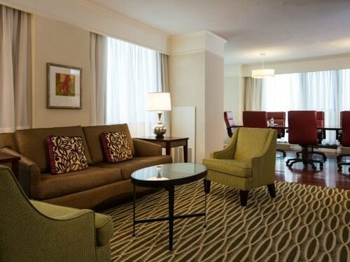 Гостиница Washington Dulles Marriott Suites в Херндоне