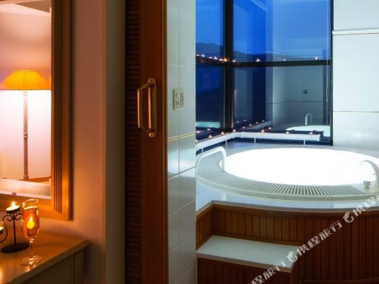 Фото Hoshino Resorts Risonare Tomamu