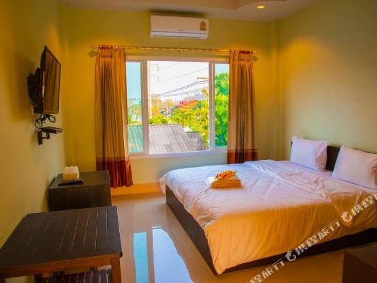 Фото Wattanawan Hotel