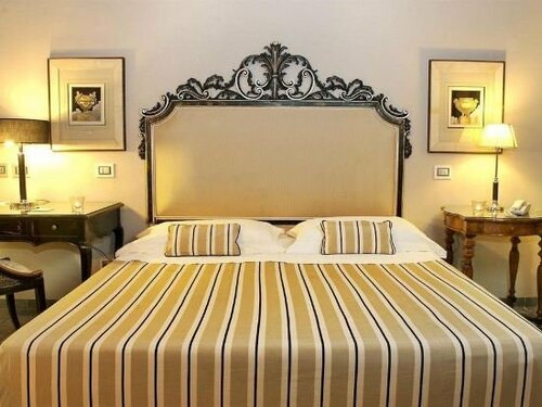 Внешний вид отеля Hotel Villa Carlotta в Таормине, фото 3
