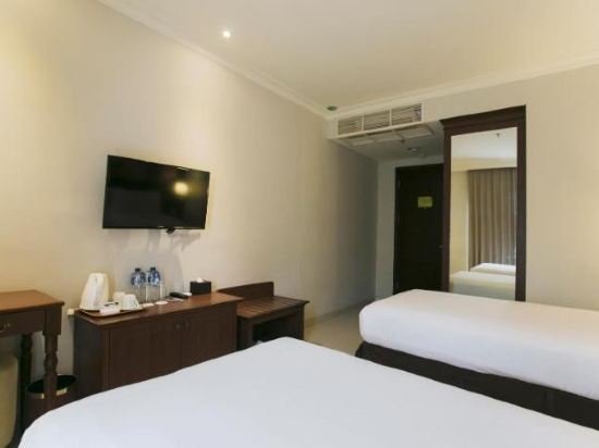 Фото Varna Culture Hotel Soerabaia Surabaya