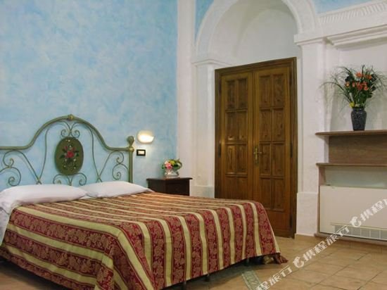 Фото Hotel Marisa