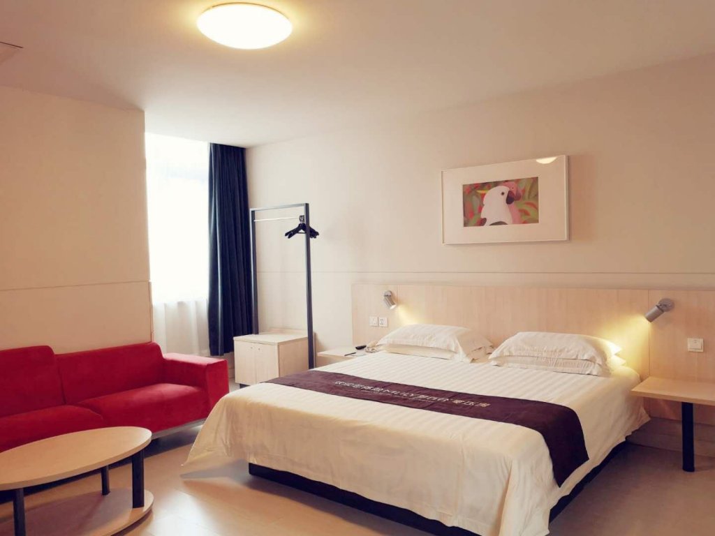 Фото Jinjiang Inn Zhangjiakou Xuanhua Railway Station