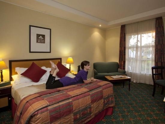 Фото City Lodge Hotel GrandWest