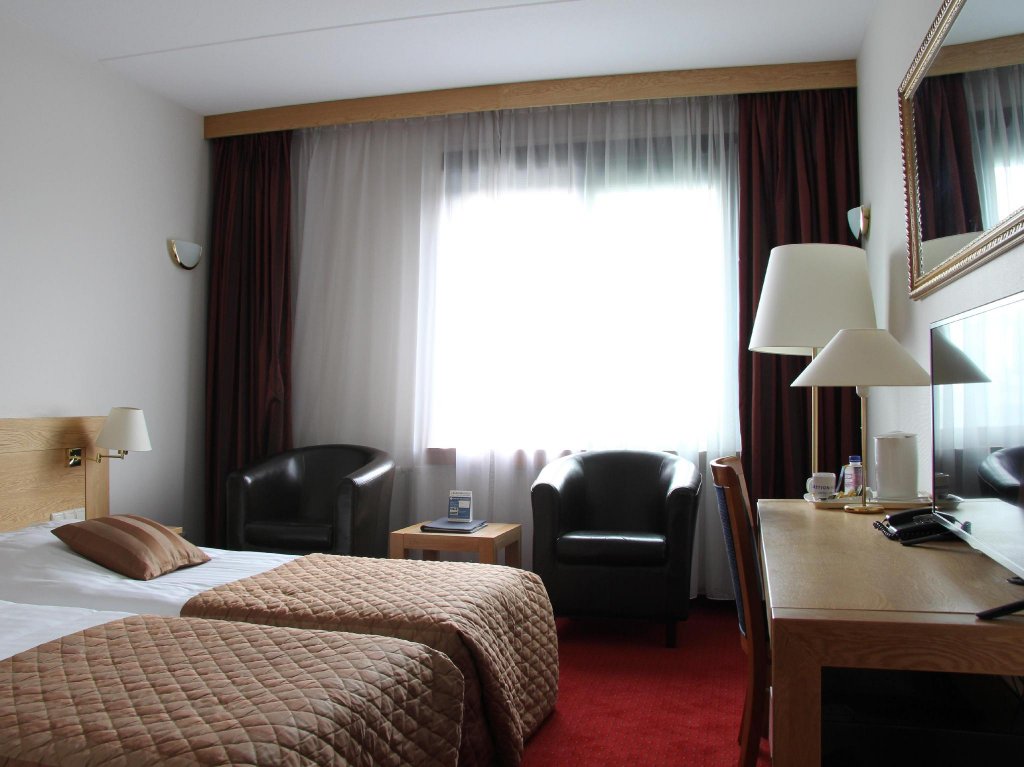 Фото Bastion Hotel Dordrecht Papendrecht